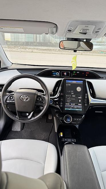 Toyota: Toyota Prius: 2020 г., 1.8 л, Робот, Гибрид, Седан — 5