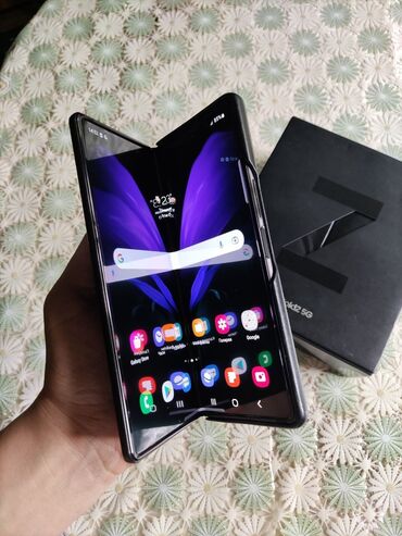 чехол а3: Samsung Z Fold 2. Пользовались неделю. Срочность продажи в связи с