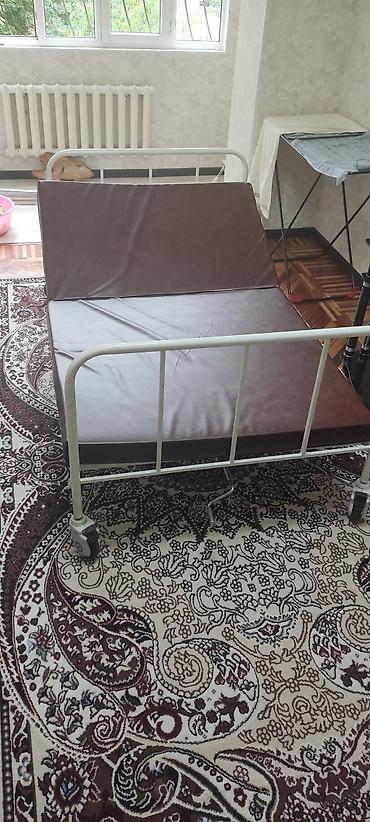 медицинская койка: Ортопедическая Кровать в идеальном состоянии, с регулировкой, сьемными — 4
