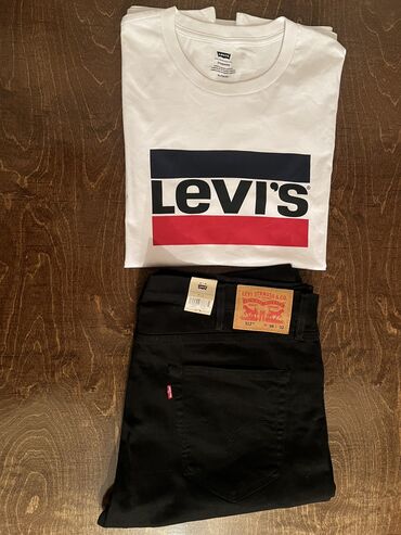 Джинсы: Мужские оригинальные джинсы от знаменитого бренда Levi’s !!! Черный