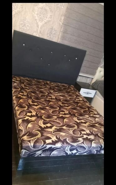 Stullar: İşlənmiş, İkinəfərlik çarpayı, Matras ilə