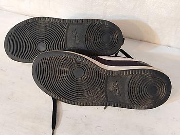 Patike: Nike patike broj 39-700 dinara Veoma dobro stanje Broj 39 Gaziste 24,5 na lalafo.rs — 9 Patike: Nike patike broj 39-700 dinara Veoma dobro stanje Broj 39 Gaziste 24,5 — 9