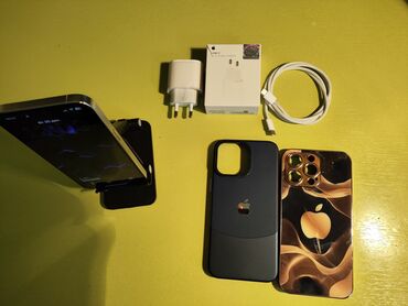 Apple iPhone: IPhone 15 Pro Max, Б/у, 256 ГБ, Белый, Зарядное устройство, 81 % — 11