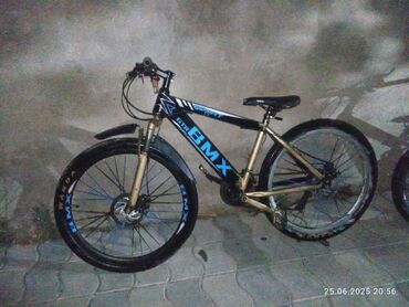 купить спортивный велосипед недорого: Yeni Şəhər velosipedi 26", sürətlərin sayı: 21, Ünvandan götürmə