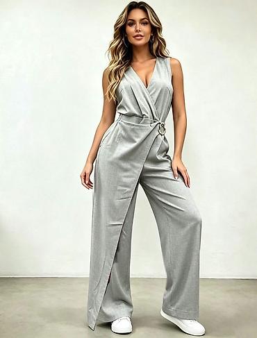 Ostali poslovi u prodaji: Nova kolekcija ✨️ Kombinezon: 2.800dinara
Xs s m l xl — 2
