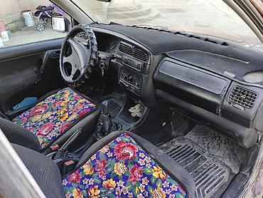 машина авди: Volkswagen Vento: 1993 г., 1.6 л, Кол менен иштөөчү, Бензин, Седан — 4