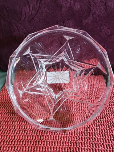 Ostalo posuđe: Bombonijera nova kristal,led kristal Belorusija. 90te. Bombonijera na lalafo.rs — 5 Ostalo posuđe: Bombonijera nova kristal,led kristal Belorusija. 90te. Bombonijera — 5