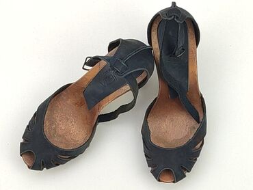 Sandals & Flip-flops: Sandals 36, condition - Good