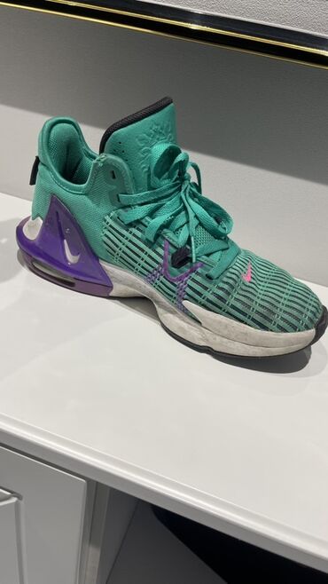 Nike basketball krossovkasi 150m alinmiwdi dubaydan geyinmiwem xeylam