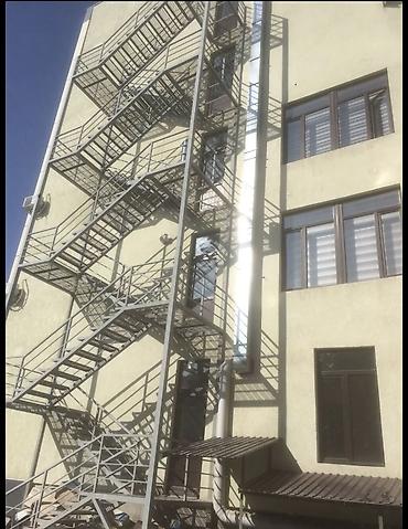 куплю кашар: Сдается здание -1400 м2, первая линия, большая парковка, с мебелью — 8
