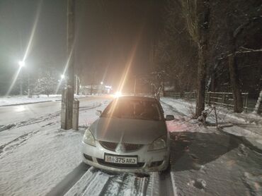 Mitsubishi: Mitsubishi Lancer: 2005 г., 1.6 л, Механика, Бензин, Седан