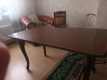 yazı stolu: Qonaq masası, İşlənmiş, Açılmayan, Dördbucaq masa