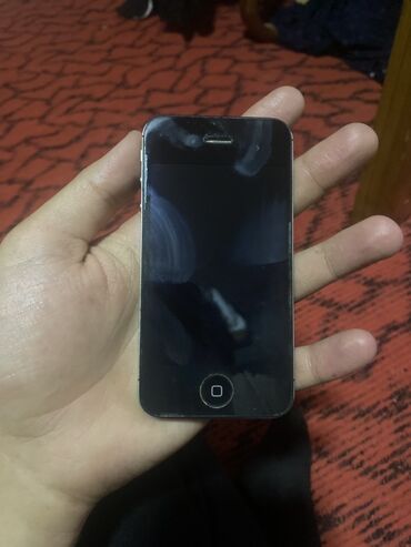 Apple iPhone: IPhone 4S — 6