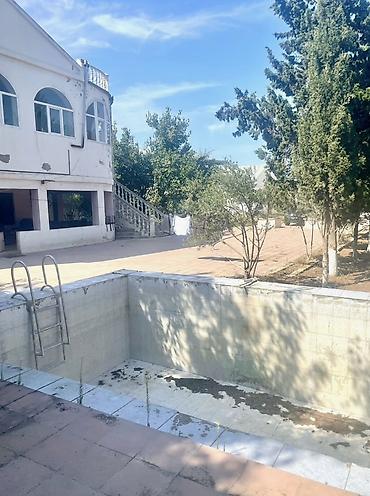 zigda heyet evleri: Satılır: geniş həyəti olan iki mərtəbəli mansardlı fərdi yaşayış evi — 6