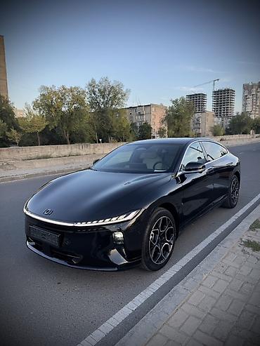 Changan: Changan : 2024 г., 0.1 л, Автомат, Электромобиль, Лифтбек — 1