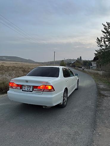 машына сатып алуу: Honda Accord: 2002 г., 1.8 л, Автомат, Бензин, Седан — 4