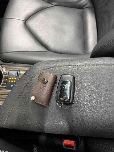 Toyota: Toyota Camry: 2019 г., 2.5 л, Автомат, Бензин, Седан — 10