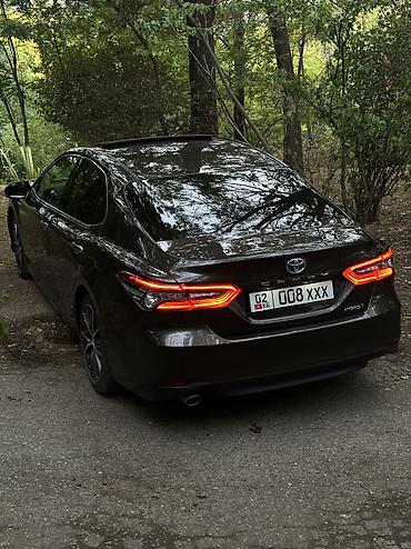 Toyota: Toyota Camry: 2021 г., Гибрид — 11