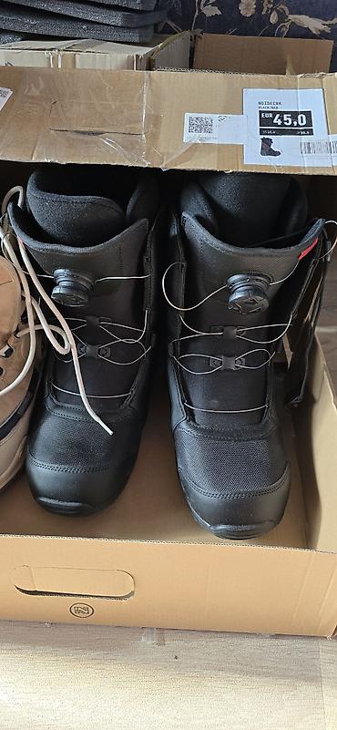 Другие товары для зимнего спорта: Горнолыжные аксессуары. 1) Перчатки для снега/катания: - Черные — 14