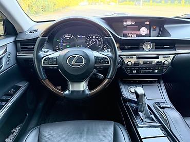 Lexus: Lexus ES: 2015 г., 2.5 л, Вариатор, Гибрид, Седан — 9