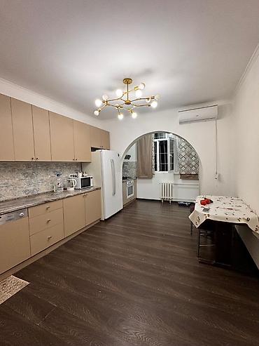 4 комнаты, 104 м², Ак-Кеме 106 серия улучшенная, 1 этаж, Свежий ремонт