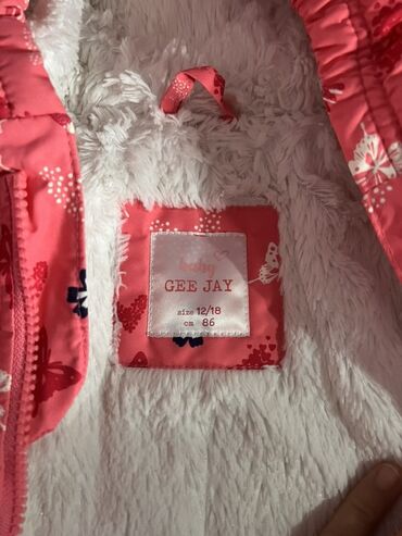 куртки женские зимние: Детский утепленный комбинезон Gee Jay baby - Размер: 12/18 мес., рост