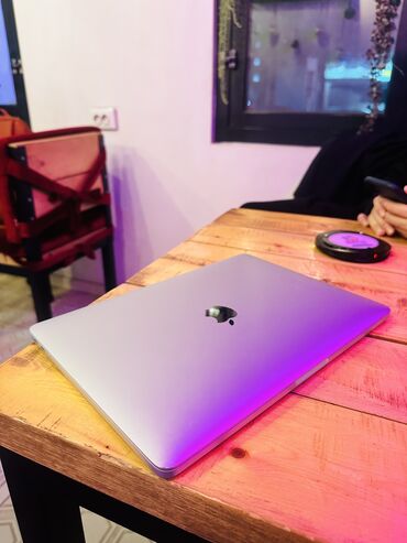 apple macbook pro 13 inch: Ноутбук, Apple, 8 ГБ ОЗУ, Intel Core i5, 13.5 ", Б/у, Для несложных задач, память SSD