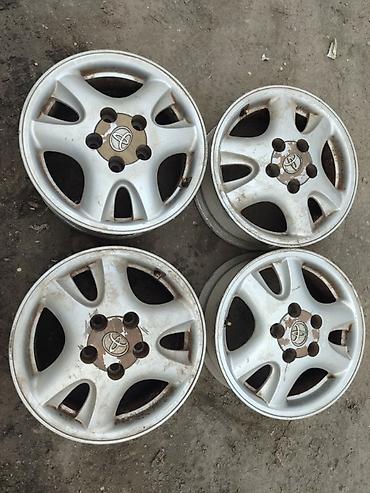 15: Комплект оригинальных литых дисков Toyota R15. - Диаметр: 15" - — 1