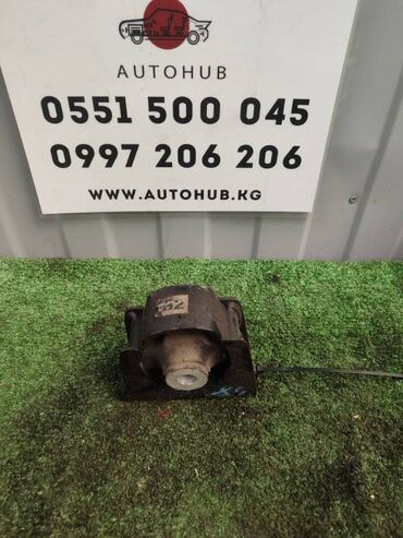 Подушки мотора: Подушка мотора Toyota