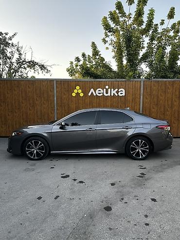sorento 3: Toyota Camry: 2019 г., 2.5 л, Автомат, Бензин, Седан — 5