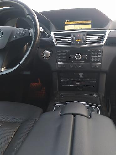 Mercedes-Benz: Mercedes-Benz E-Class: 2010 г., 5.5 л, Автомат, Бензин, Седан at lalafo.kg — 9 Mercedes-Benz: Mercedes-Benz E-Class: 2010 г., 5.5 л, Автомат, Бензин, Седан — 9