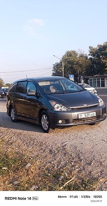 Toyota WISH: 2003 г., 1.8 л, Автомат, Бензин, Минивэн