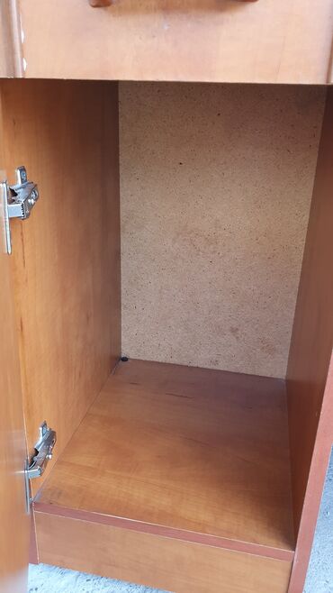 сколько стоит капуста в бишкеке: Даараткана үчүн үстөл, Колдонулган, Күзгүсү менен, түсү - Күрөң, Жыгач