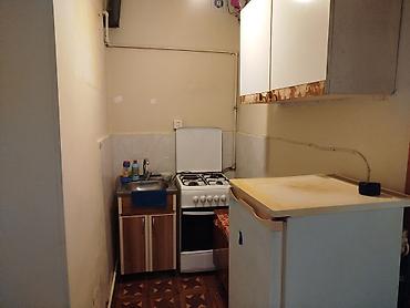 arenda otaq: Bakı, 8-ci kilometr, 2 otaqlı, Köhnə tikili, m. Neftçilər, 31 kv. m — 5