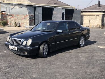 продаю авто мерс: Mercedes-Benz E-Class: 1997 г., 4.2 л, Автомат, Бензин, Седан
