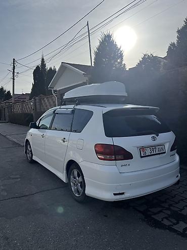 Toyota: Toyota Ipsum: 2002 г., 2.4 л, Автомат, Газ — 7