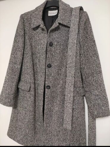пальто рубашка: Очень лёгкое Деми полупальто ( производство Корея) 46-48 размер