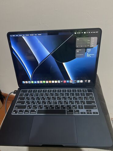 macbook air чехол: Ноутбук, Apple, 8 ГБ ОЗУ, Apple M2, 13.5 ", память SSD