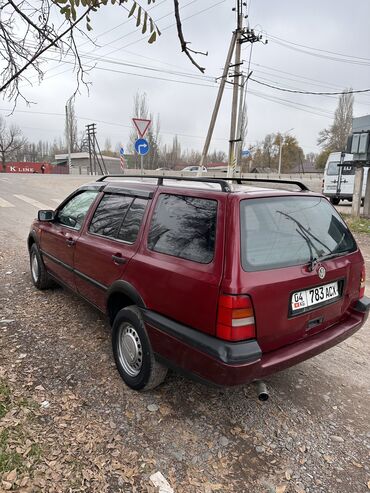 авто ламбаргини: Volkswagen Golf: 1993 г., 1.8 л, Механика, Бензин, Универсал