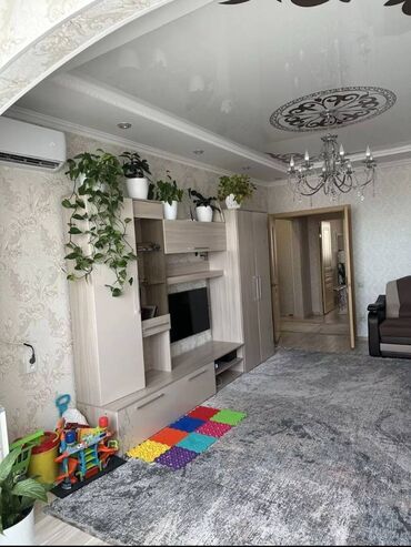 Продажа квартир: 2 комнаты, 70 м², 106 серия, 5 этаж, Евроремонт