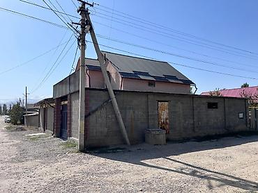 Продажа складов и мастерских: Продается капитальное здание с большим крытым двором - Тип объекта — 1