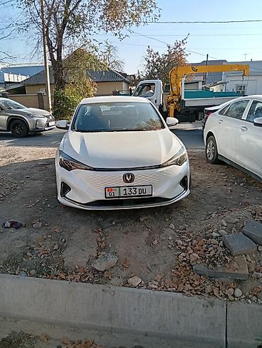 Унаа сатуу: Changan : 2021 г., Автомат, Бензин, Седан — 1