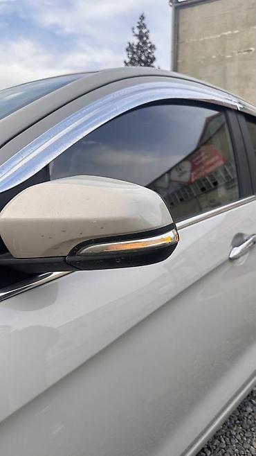 tesla 3: Chevrolet Spark: 2015 г., 1 л, Автомат, Бензин, Хэтчбэк — 6