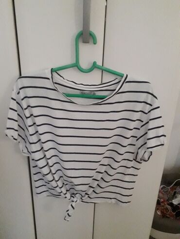 crop top majice zara: Bershka, L (EU 40), Pamuk, bоја - Bela