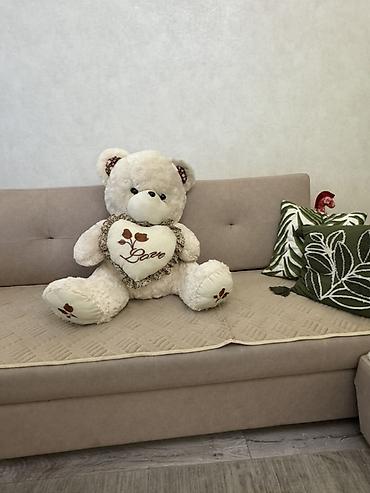 сидушка на стул: Большой плюшевый медведь с сердцем Love. Мишка большой мягкий рост — 3