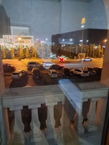 Uzunmüddətli kirayə mənzillər: Sumqayıt şəhəri Sülh küçəsi ilə "Göyərçin"dən aşağı düşdükdə — 11