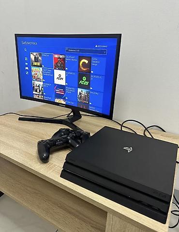 ps4 про: Продаю прошитую Sony PlayStation 4 про, 1000 Гб. Модель CUH 7218B 3 — 1