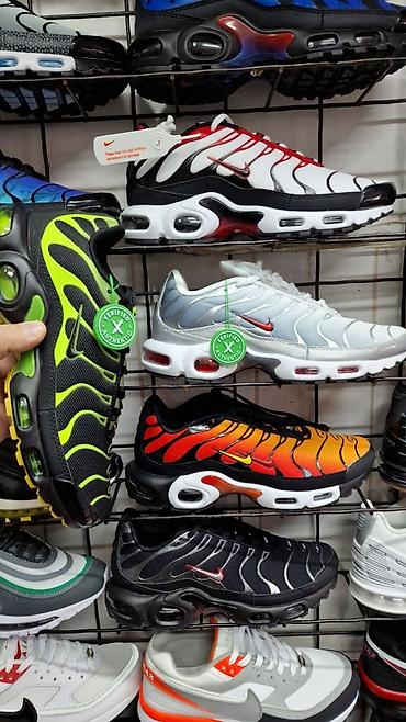 patike djordanke: ORGINAL model TN patike 41 do 46 za samo 5500 din . skroz crne — 4