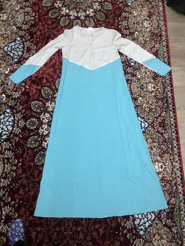 хиджаб платья: Длинное платье в отличном состояние надевала всего 1 раз производства
