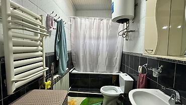 продаю дом иссикуле: 6 комнат, 165 м², 4 соток, Джал, Собственник — 6